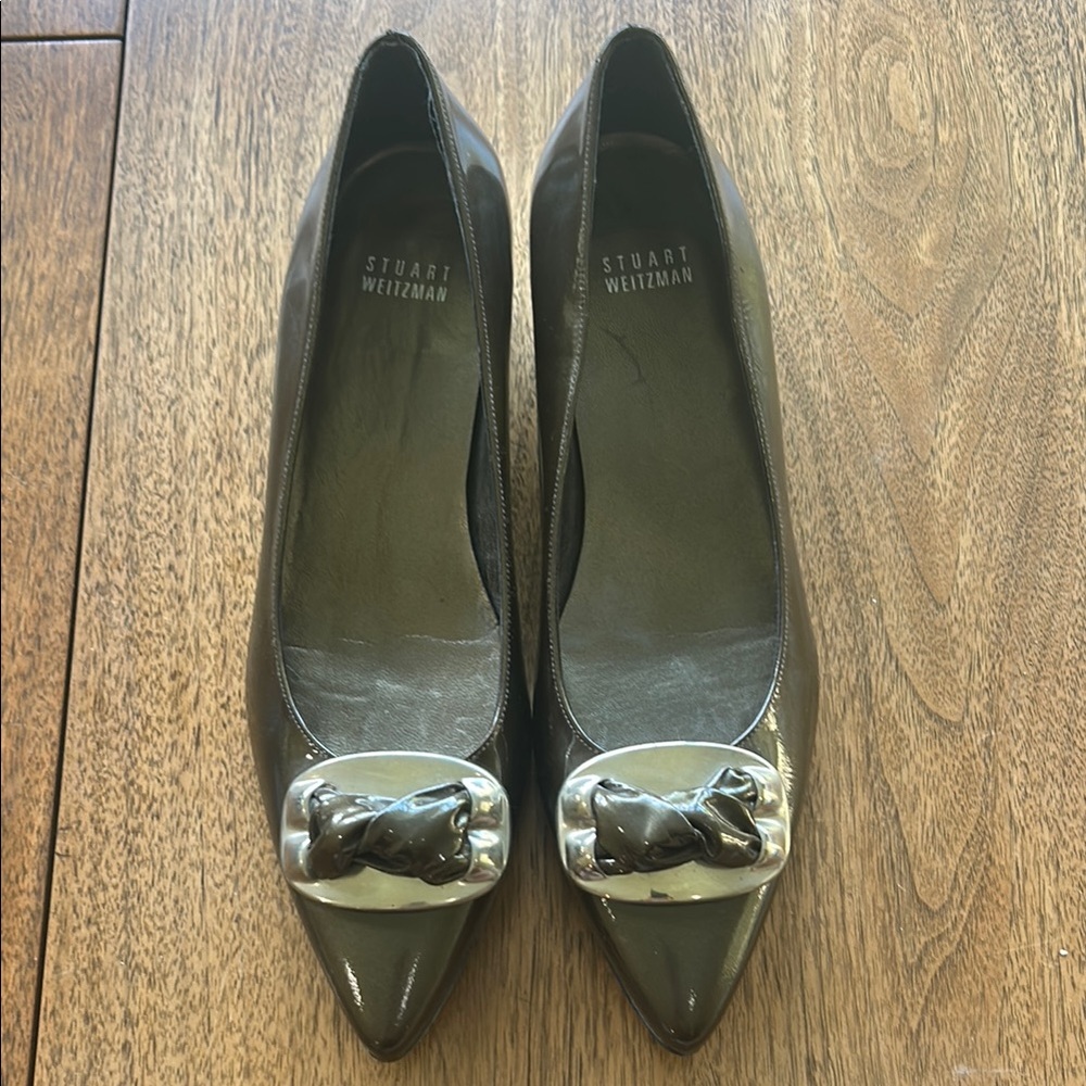 Stuart Weitzman Pewter Patent Leather Kitten Heels